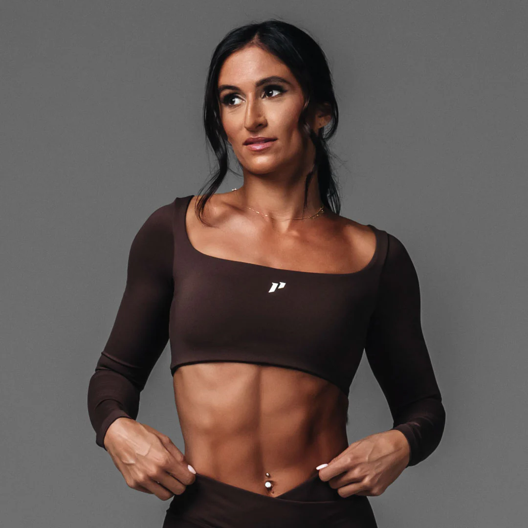Minimalist Crop Long Sleeve - Image 13
